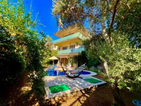 900M2 Landanteil Verfügbar In Marmaris Armutalan Gebiet, 4 Zimmer, 2 Wohnzimmer, 5 Badezimmer, 450M2 Villa Zum Verkauf