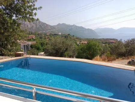 Villa Zum Verkauf In Marmaris Söğüt Village, Mit Herrlichem Meerblick, Swimmingpool, Parkplatz, 3 Zimmer, 1 Wohnzimmer, Garten, 200M2 Nutzfläche