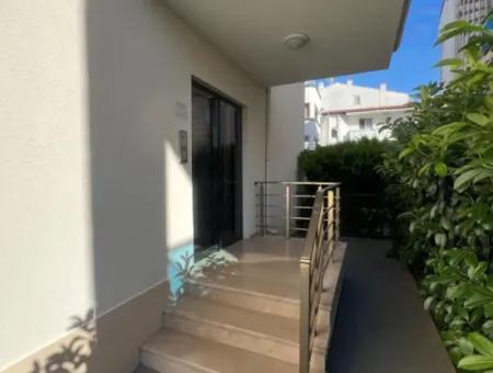 2 Rooms 1 Living Room New Building Upper Duplex Double Bathroom 90 M2 Apartment For Sale In The Center Of Marmaris Close To The Sea