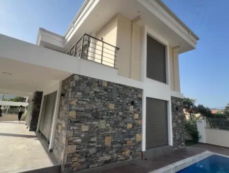 New Building With Detached Swimming Pool Close To The Sea In Icmeler Neighborhood Of Marmaris District 3 Rooms 1 Living Room 3 Bathrooms 200M2 Ultra Luxury Villa For Sale On A Plot Of 350M2